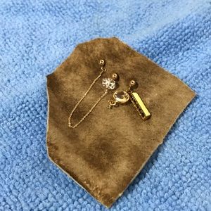 Vanessa Mooney - set of 4 earnings